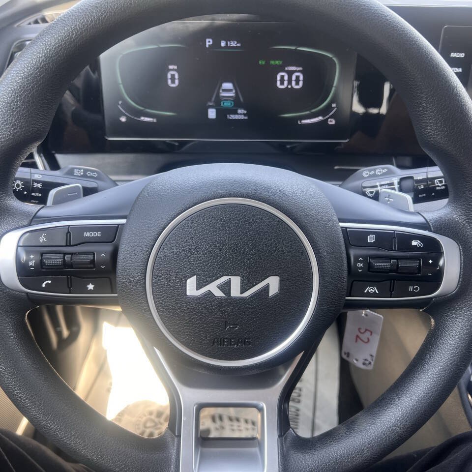Used 2023 Kia Sportage LX AWD/4WD image 11