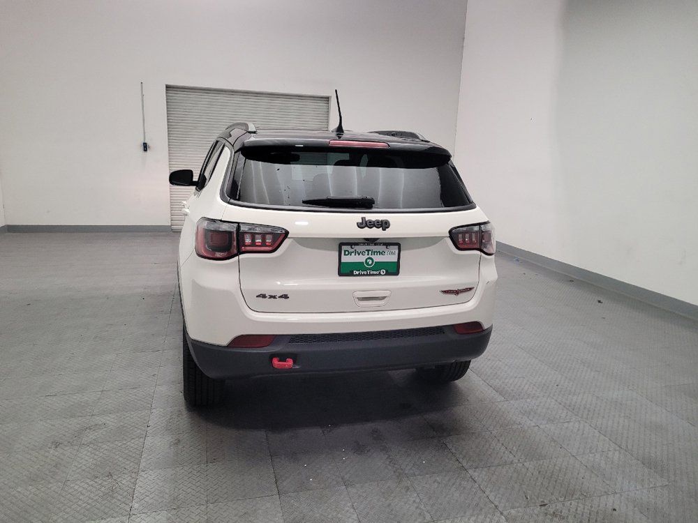 Used 2017 Jeep Compass Trailhawk AWD/4WD image 6