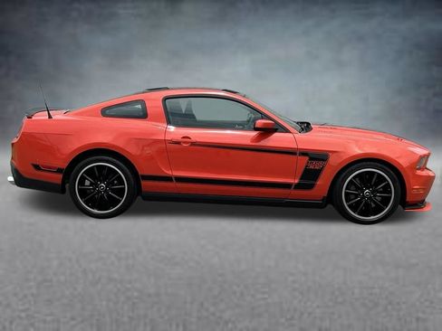 Used 2012 Ford Mustang Boss 302 w/ Boss 302 Accessory Pkg RWD image 6
