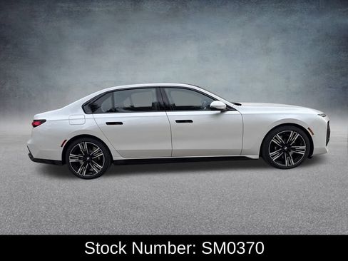 New 2026 BMW 760i xDrive w/ Executive Package image 6