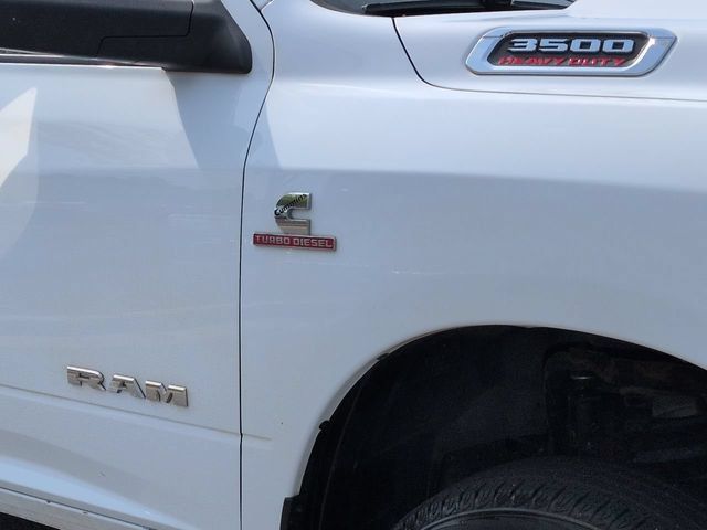 Used 2021 RAM 3500 Tradesman w/ Chrome Appearance Group AWD/4WD image 12