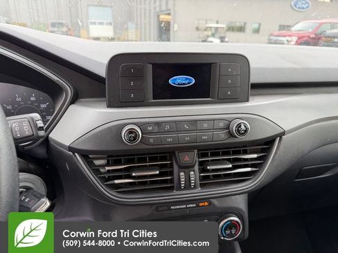 Used 2020 Ford Escape S AWD/4WD image 10