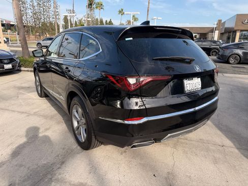 Certified 2026 Acura MDX FWD image 3