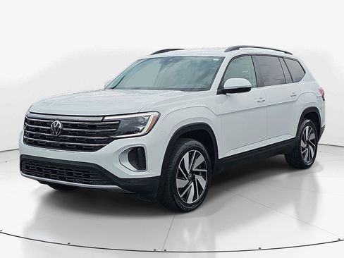 Used 2024 Volkswagen Atlas SE FWD image 11