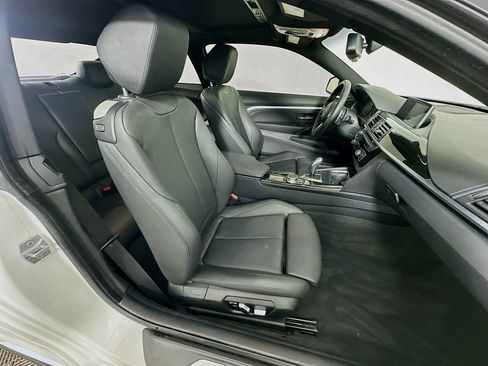 Used 2019 BMW 430i Coupe w/ M Sport Package RWD image 29