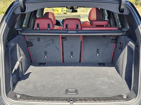 Used 2023 BMW X3 sDrive30i w/ Premium Package image 11