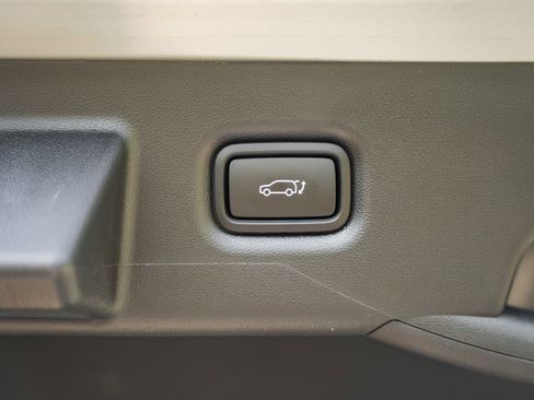 New 2025 Hyundai Ioniq 5 SEL image 9