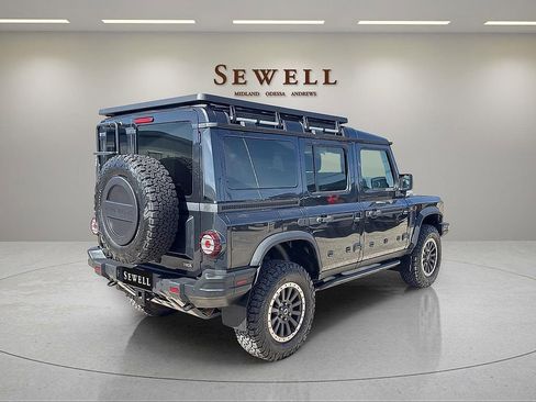 Used 2024 INEOS Grenadier Fieldmaster Edition image 4