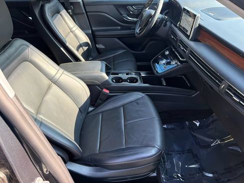 Used 2022 Lincoln Corsair Reserve w/ Luxury Package AWD/4WD image 15