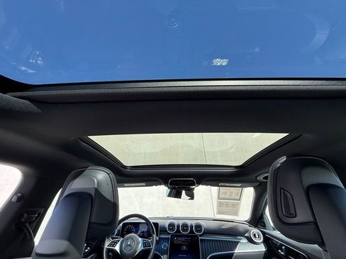 Used 2025 Mercedes-Benz C 300 Sedan image 7