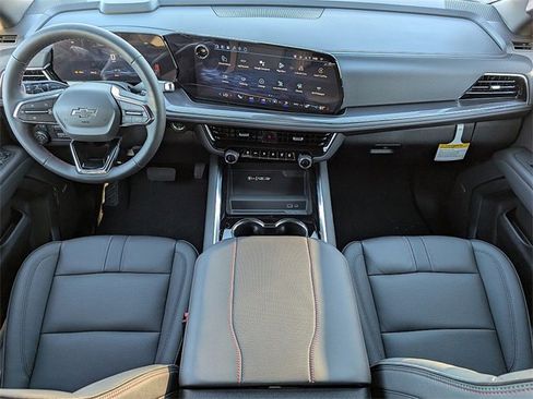 New 2026 Chevrolet Suburban RST w/ RST Capability Package image 16