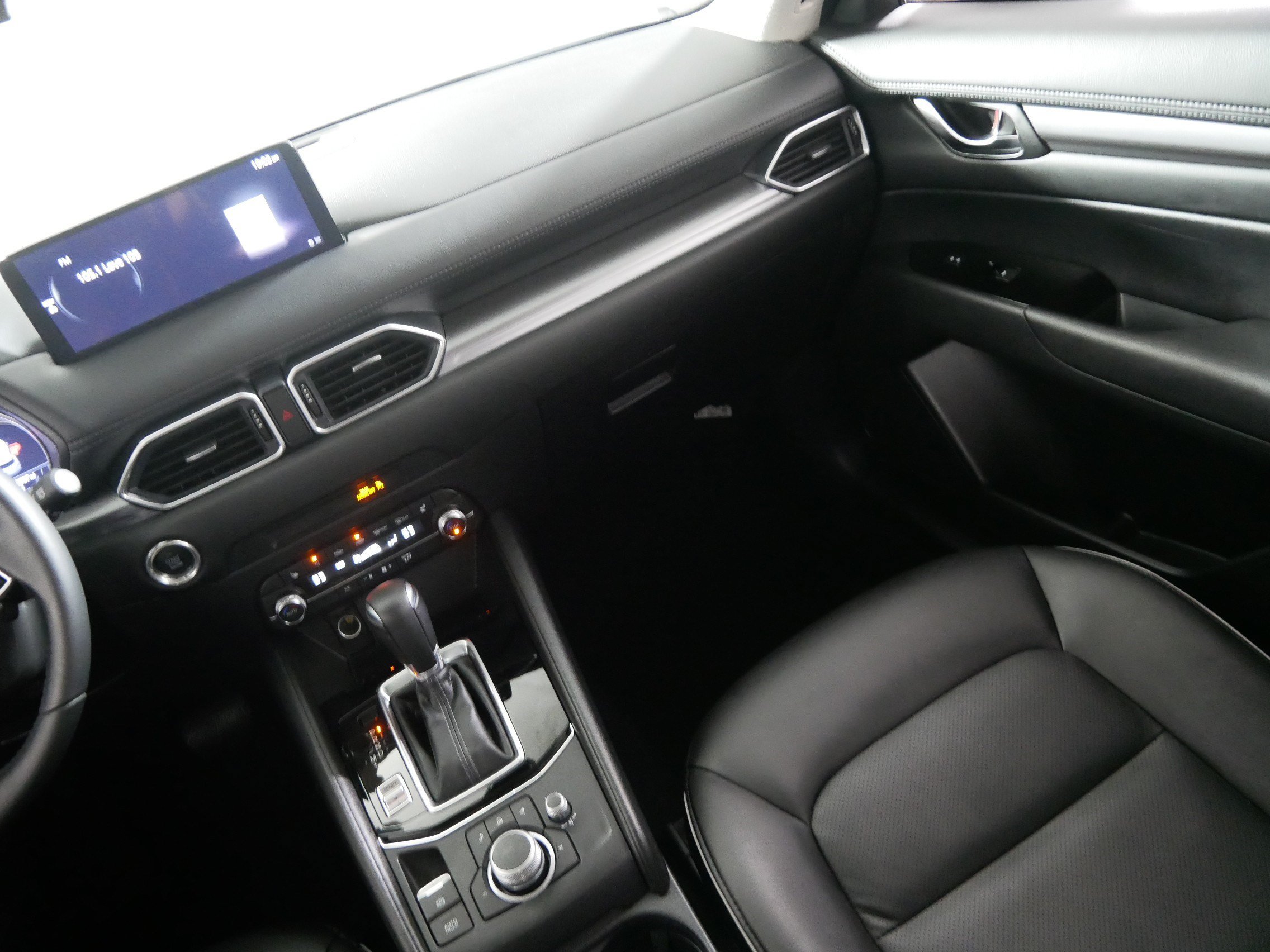 Used 2024 MAZDA CX-5 AWD 2.5 S w/ Select Package image 11