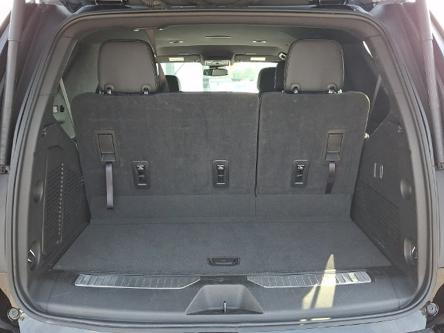 Used 2025 Chevrolet Tahoe Z71 AWD/4WD image 30