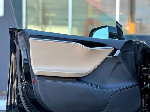 Used 2017 Tesla Model S 75D image 10