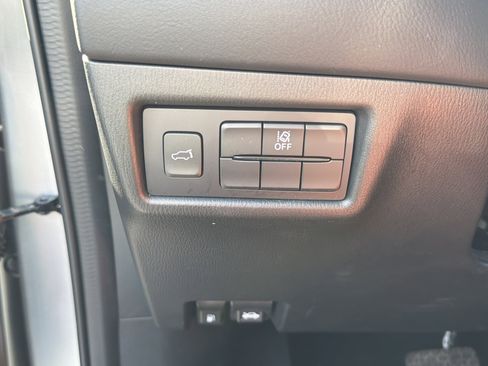 Used 2023 MAZDA CX-5 AWD 2.5 S w/ Premium Package image 17