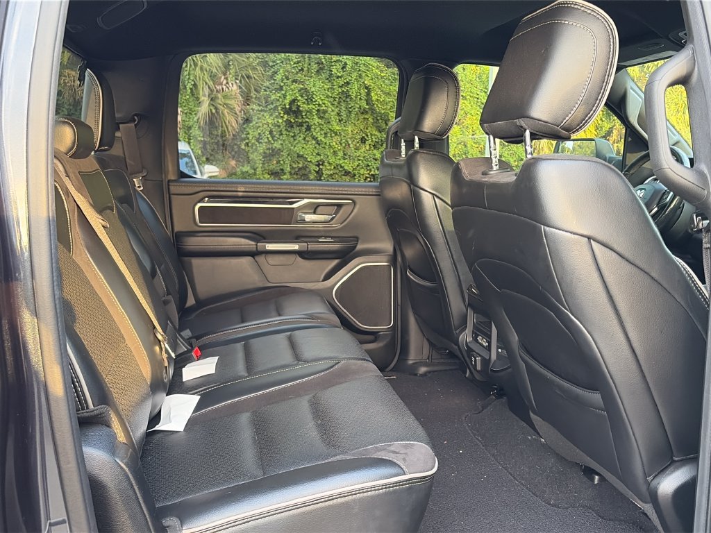 Used 2019 RAM 1500 Laramie AWD/4WD image 30