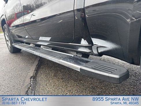 Used 2023 GMC Sierra 1500 SLT w/ SLT Premium Package image 37