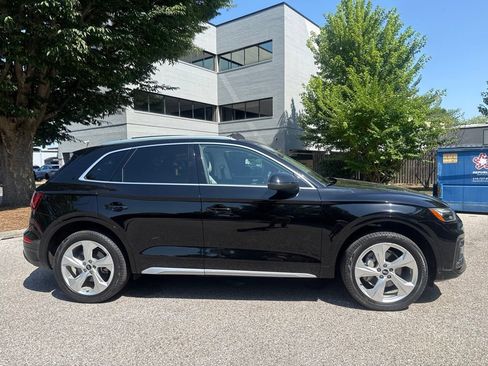 Used 2021 Audi Q5 2.0T Premium Plus w/ Premium Plus Package AWD/4WD image 11