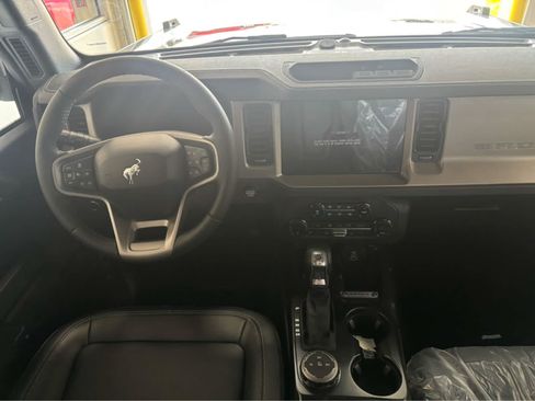 New 2026 Ford Bronco Outer Banks AWD/4WD image 13