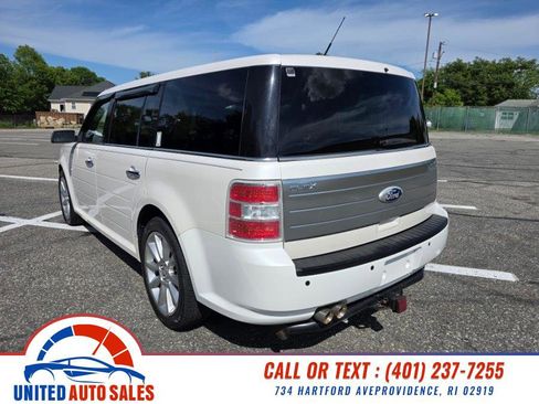Used 2012 Ford Flex Limited w/ Equipment Group Order Code FWD image 3