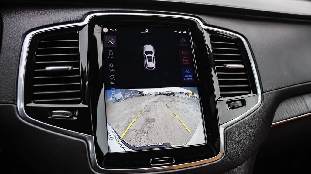 Used 2023 Volvo XC90 B6 Ultimate w/ Protection Package Premier AWD/4WD image 28