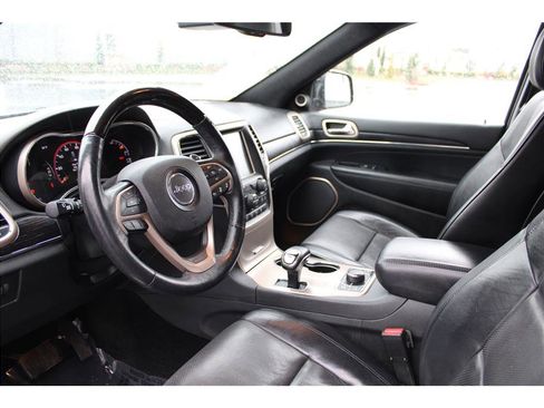 Used 2014 Jeep Grand Cherokee Summit image 9