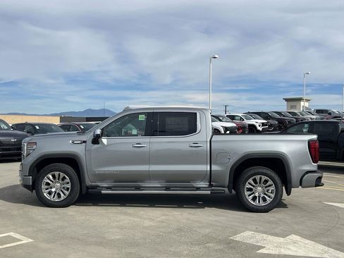 New 2026 GMC Sierra 1500 Denali w/ Technology Package image 7