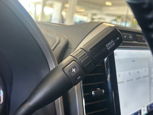 Used 2022 Ford F250 Lariat w/ Tremor Off-Road Package image 15