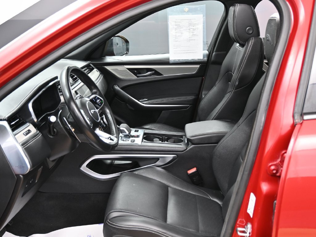 Used 2025 Jaguar F-PACE R-Dynamic S AWD/4WD image 14