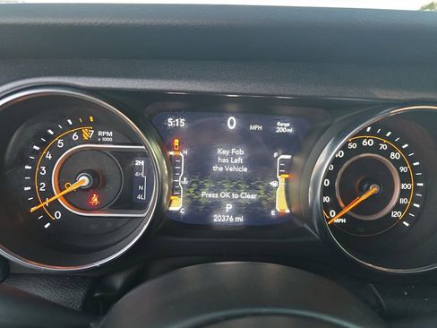 Used 2023 Jeep Gladiator Mojave w/ Trailer Tow Package image 20