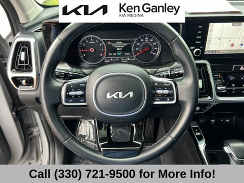 Certified 2022 Kia Sorento SX FWD image 25