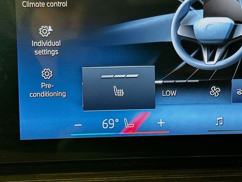 Used 2025 BMW X5 xDrive40i image 26