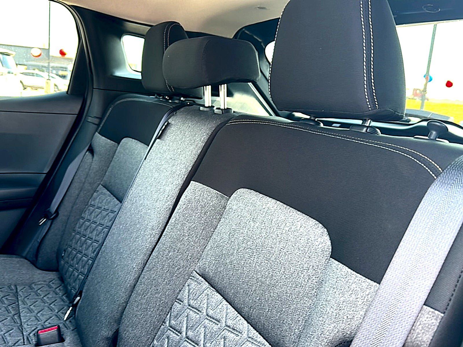 New 2027 Nissan Kicks SV w/ SV Premium Package FWD image 17