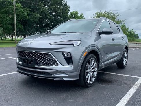 Used 2024 Buick Encore GX Avenir w/ Avenir Convenience Package image 3