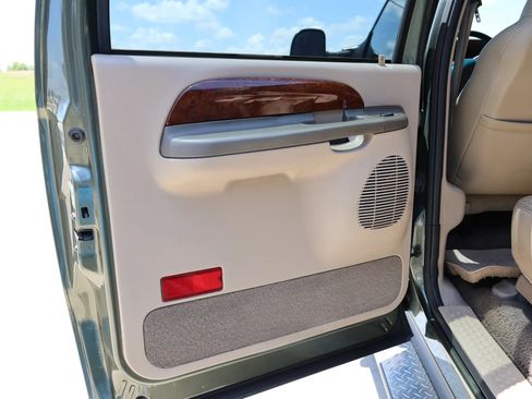 Used 2000 Ford Excursion Limited AWD/4WD image 31