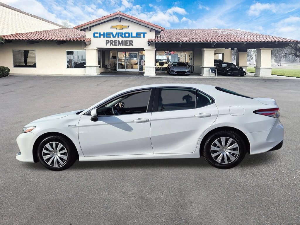 Used 2019 Toyota Camry LE FWD image 5