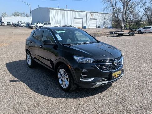Certified 2023 Buick Encore GX Preferred w/ Cold Weather Comfort Package AWD/4WD image 7