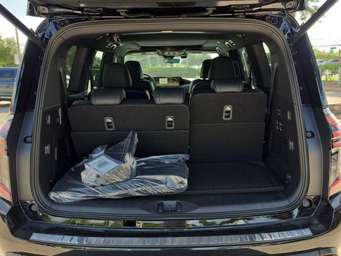 New 2026 Nissan Armada PRO-4X AWD/4WD image 10