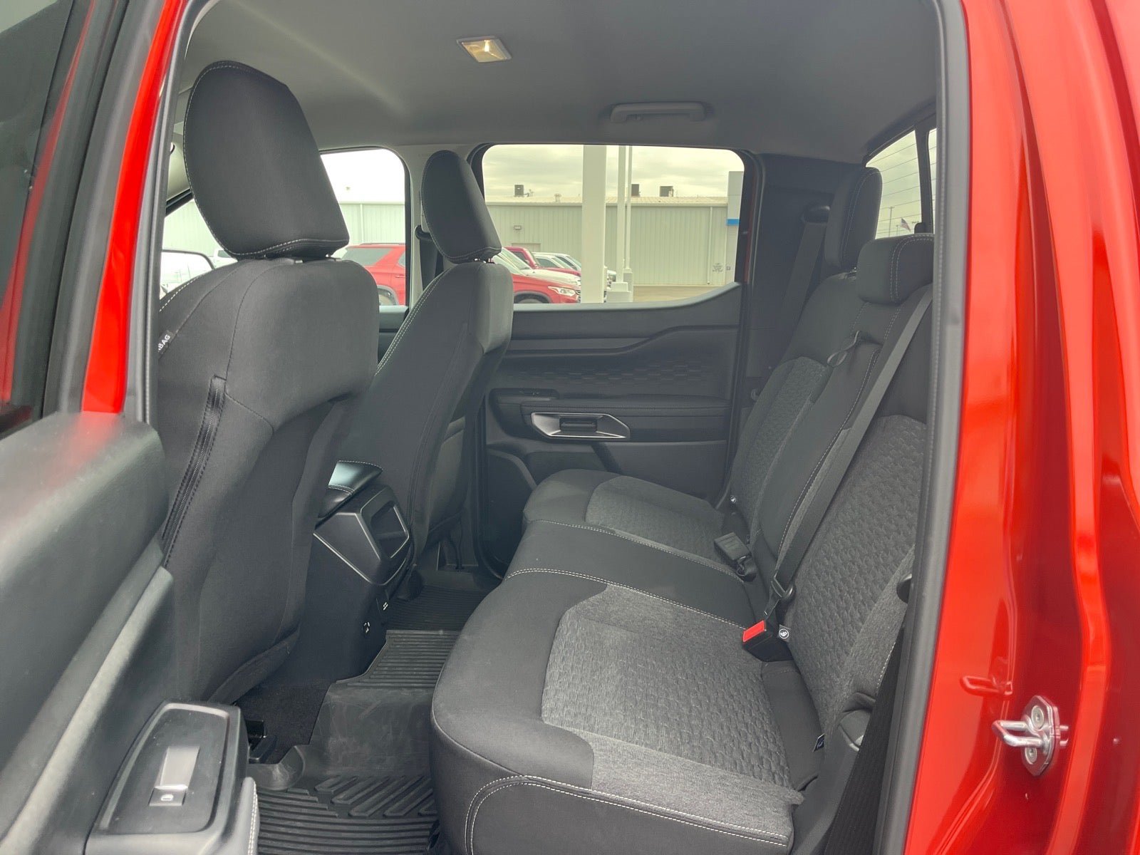 Used 2024 Ford Ranger XLT w/ FX4 Off-Road Package AWD/4WD image 9