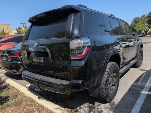 Used 2015 Toyota 4Runner TRD Pro AWD/4WD image 3