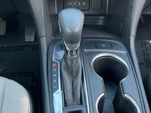 Used 2024 Chevrolet Equinox LT AWD/4WD image 21
