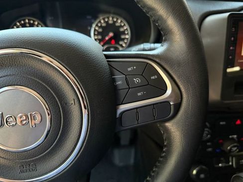 Used 2018 Jeep Renegade Limited w/ UConnect 8.4 Nav Group image 21