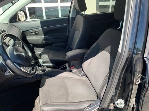 Used 2015 Mitsubishi Outlander Sport SE FWD image 5