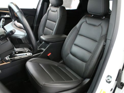 Certified 2023 Chevrolet TrailBlazer ACTIV FWD image 27
