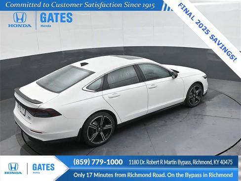 New 2025 Honda Accord Sport image 39