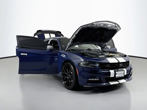 Used 2016 Dodge Charger SXT w/ AWD Plus Group image 17