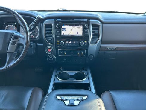 Used 2018 Nissan Titan Platinum Reserve w/ Platinum Utility Package image 12