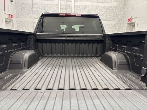 Used 2024 Chevrolet Silverado 1500 LT image 6