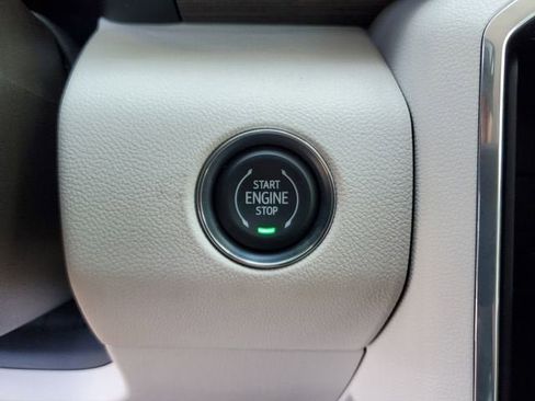 New 2026 GMC Acadia Denali w/ Super Cruise Package FWD image 24
