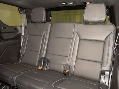 Used 2023 GMC Yukon Denali w/ Denali Reserve Package image 12